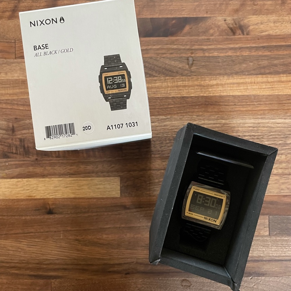 🆕 NIXON Digital Watch - Picture 2 of 5